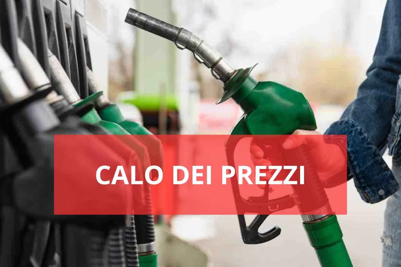 calo prezzi benzina