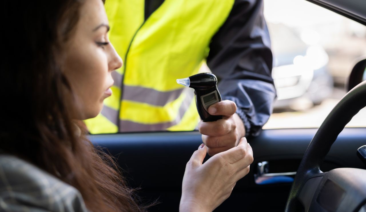 Controllo del livello di alcol assunto prima di mettersi alla guida