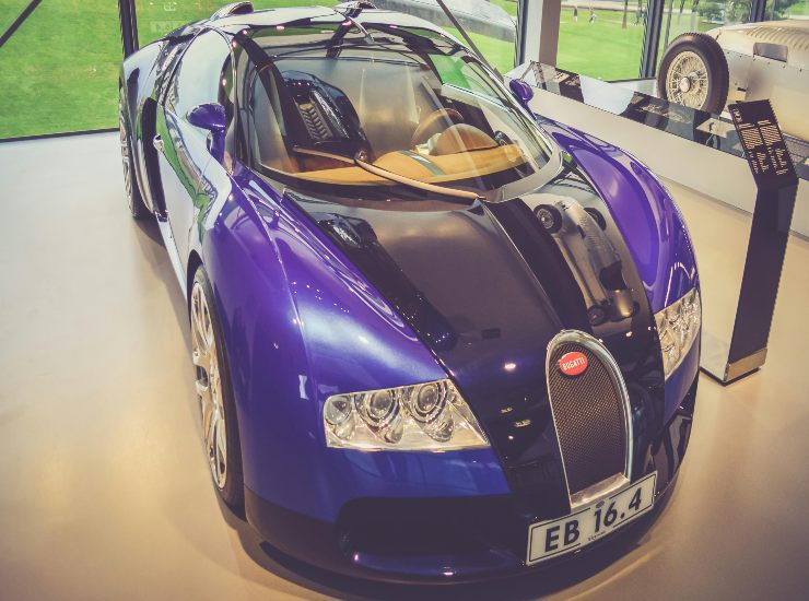 Bugatti Veyron 